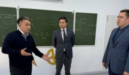 Аким Павлодара навестил пострадавшего школьника