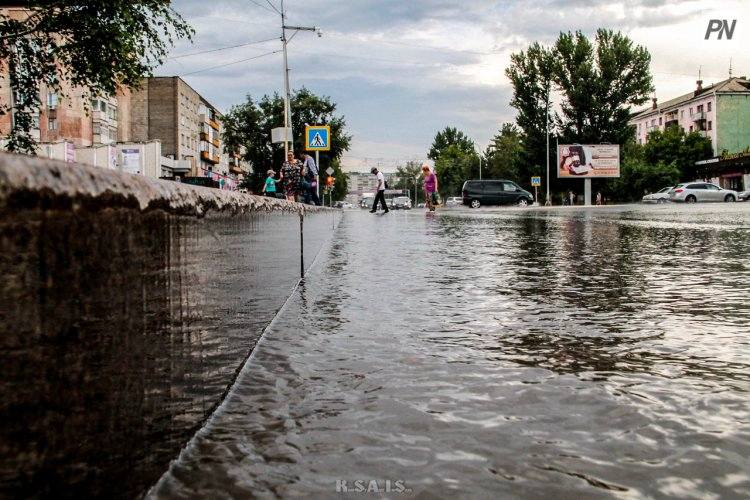 В каких павлодарских микрорайонах построят ливневки