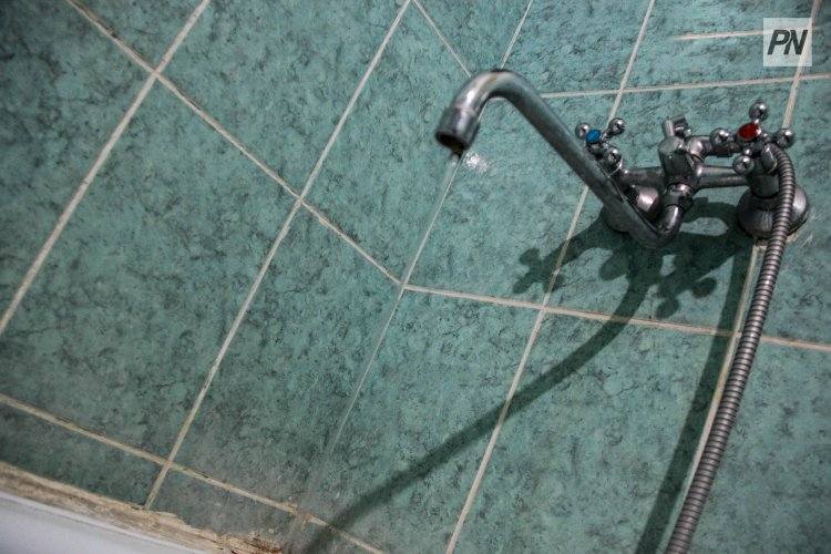 В Павлодаре приступили к устранению повреждений на теплосетях