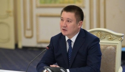 Асаин Байханов поздравил павлодарцев с праздником