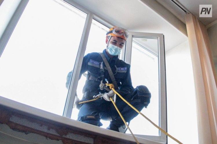 Павлодарские спасатели освободили детей