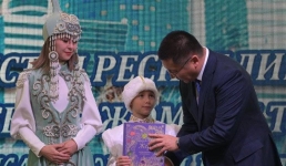 Дед Мороз пришёл к павлодарцам с подарками от Президента