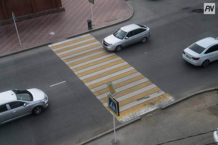На экибастузской «зебре» сбили пешехода