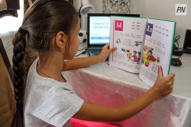 Госслужащая рассказала о защите прав павлодарских детей