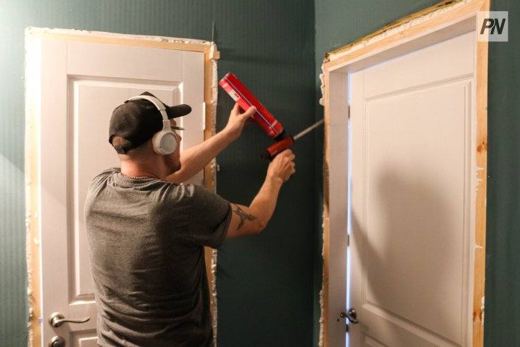 Павлодарцу вернули крупную сумму за некачественный ремонт квартиры