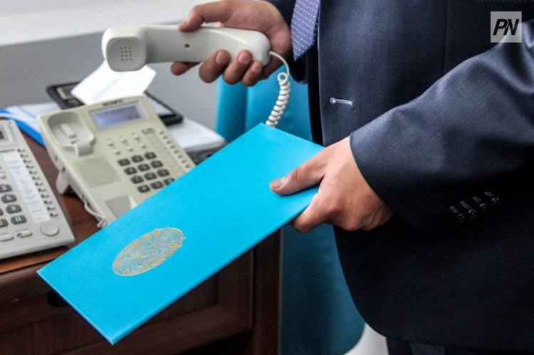 Стала известна средняя зарплата павлодарских чиновников