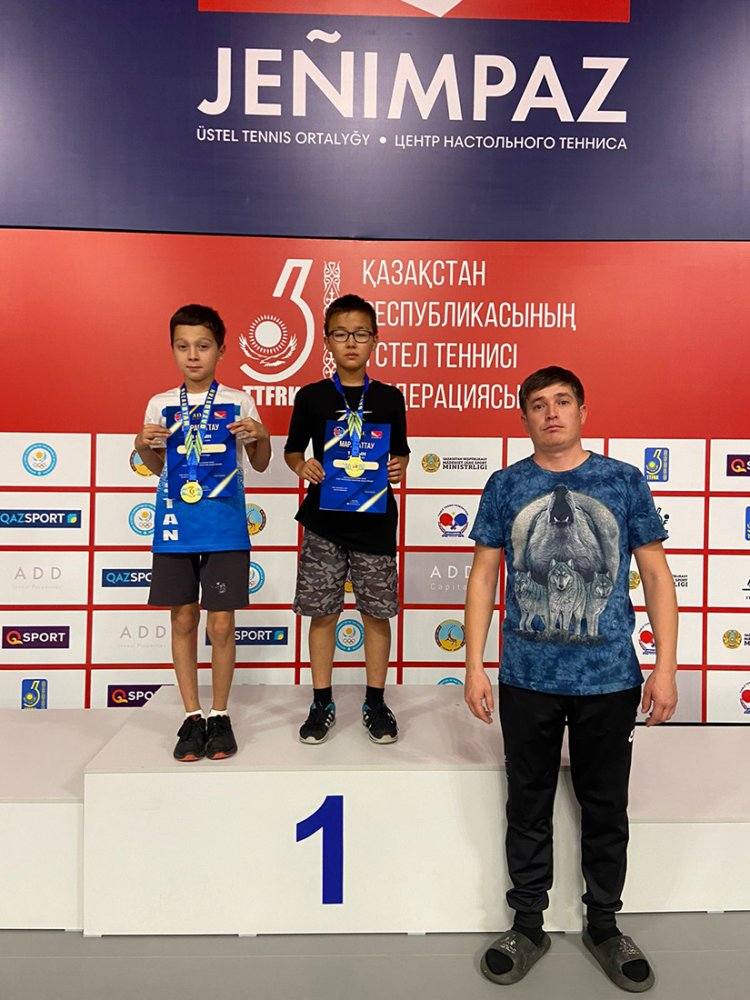 Теннисисты села Зангар стали лучшими в области