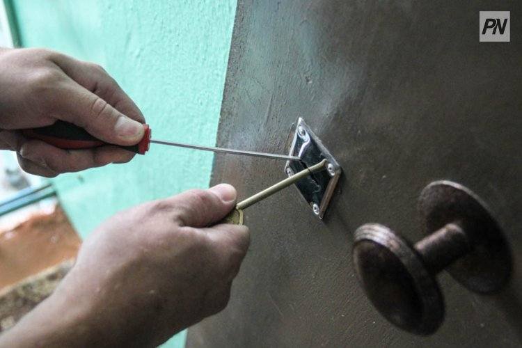 Павлодарские спасатели оказали помощь пожилой женщине