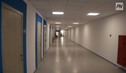 В инциденте с пьяным охранником школы разобралась полиция