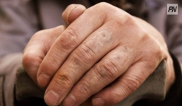 Щербактинские ветераны расцветили досуг