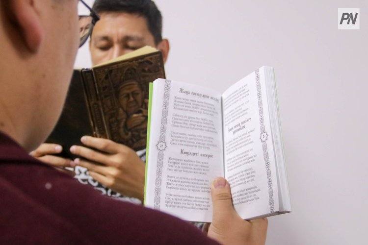 Как павлодарским литераторам получить государственную премию