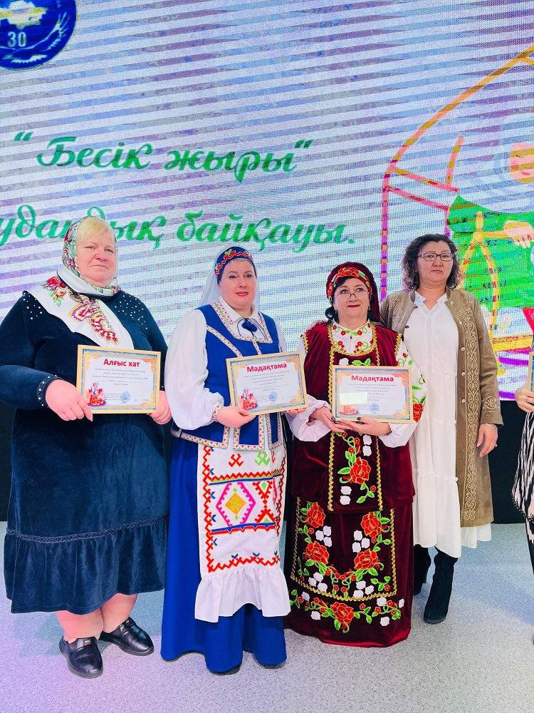 Жительницы Успенки пропели колыбельные на разных языках