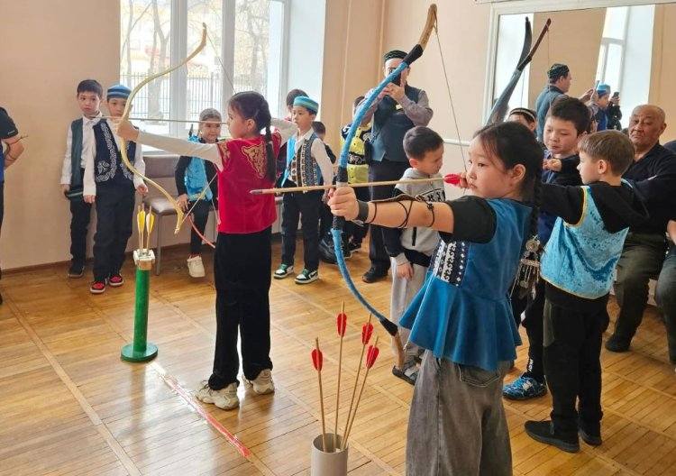 Юные лучники Павлодара соревновались в меткости
