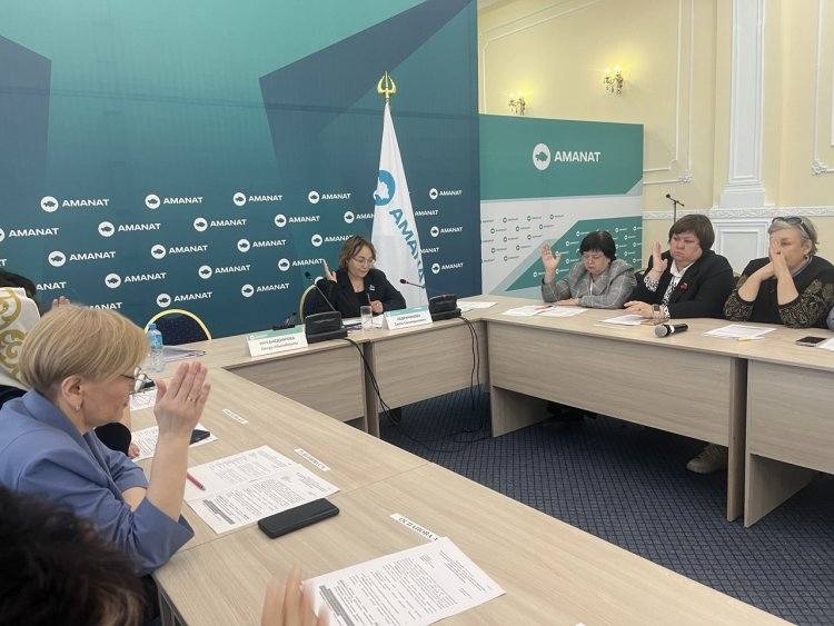 Павлодарские партийцы рассмотрели «рискованные» стройки