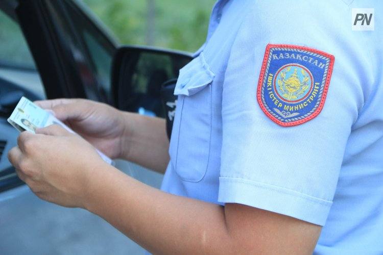 Павлодарец разъезжал на авто с подложными номерами