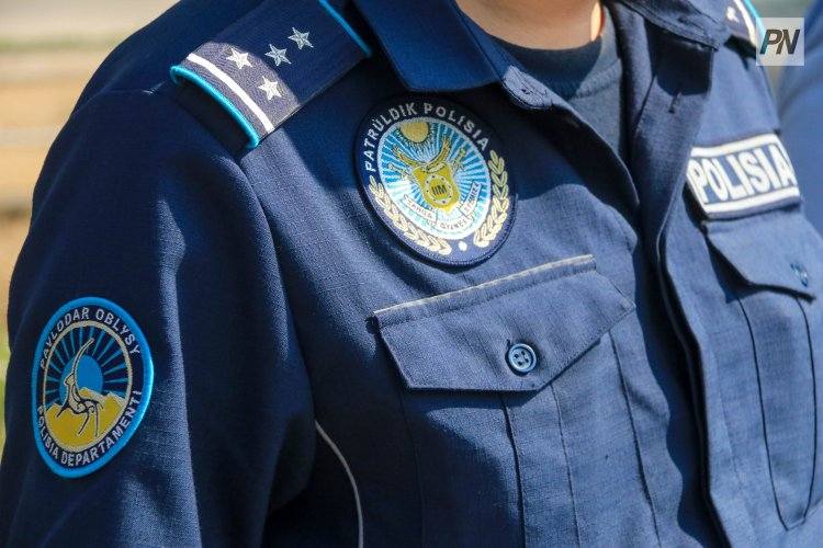 Полицейских Павлодарской области наградили в честь Дня защитника Отечества