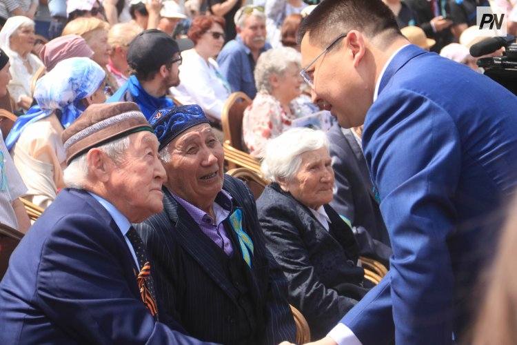 Павлодарских ветеранов поздравил Президент страны