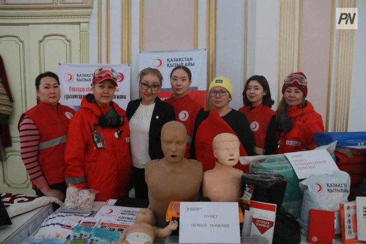 Павлодарцы узнают информацию о себе по капле крови