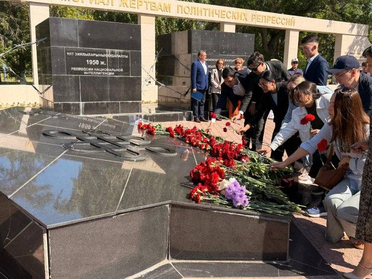 В Павлодаре вспомнили трагичный период в истории