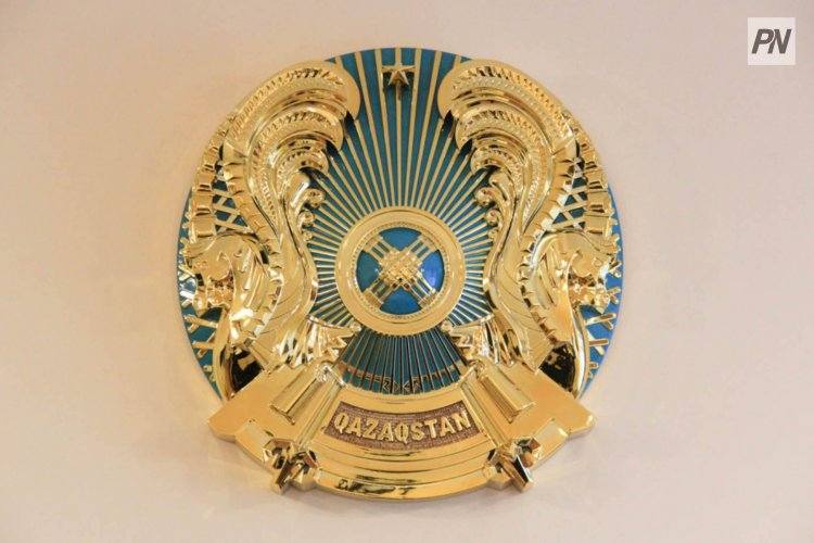 Павлодарцы прошли маршем ко Дню госсимволов