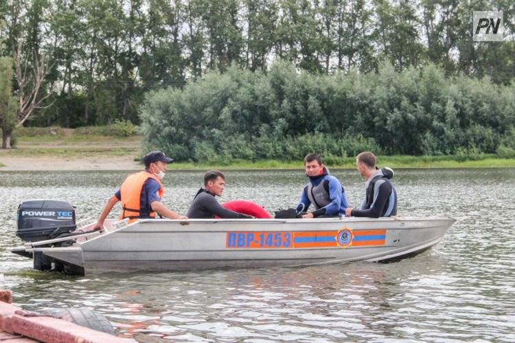 Павлодарские спасатели предотвратили трагедию на воде