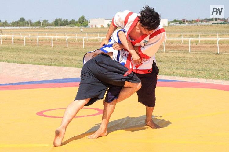 В Астане определят чемпиона мира по казахской борьбе