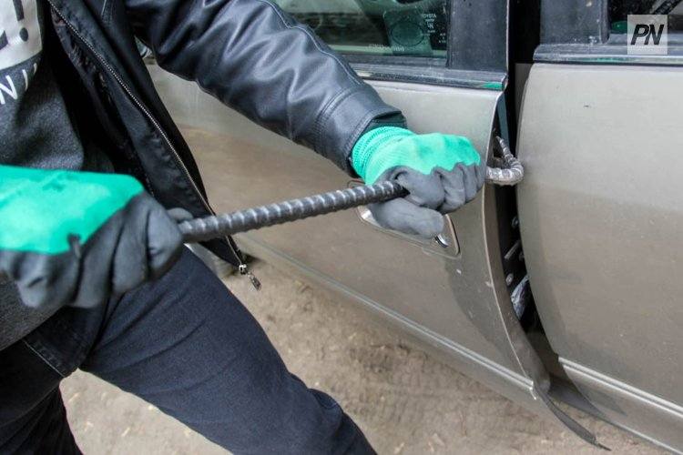 Павлодарские полицейские предупредили беспечных водителей