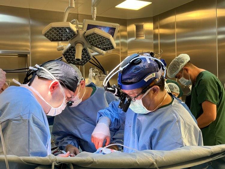 В Астане успешно трансплантировали донорское сердце