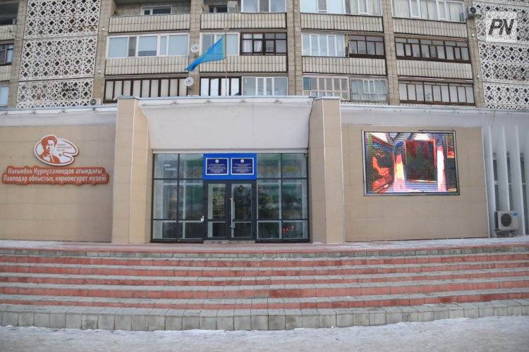 В Павлодаре открылась выставка макетов исторических зданий