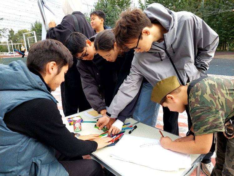 Павлодарские волонтёры привлекли внимание к экологическим проблемам