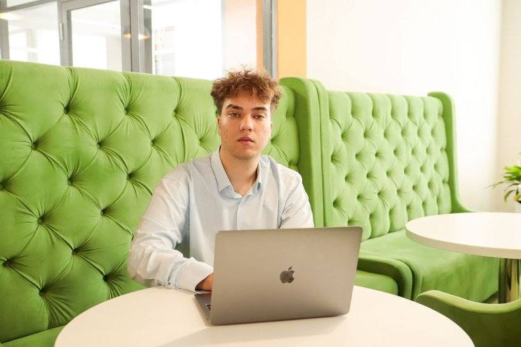 Второго студента павлодарского колледжа пригласили в Google