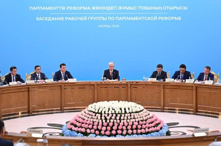 В Астане прошло первое заседание рабочей группы по парламентской реформе