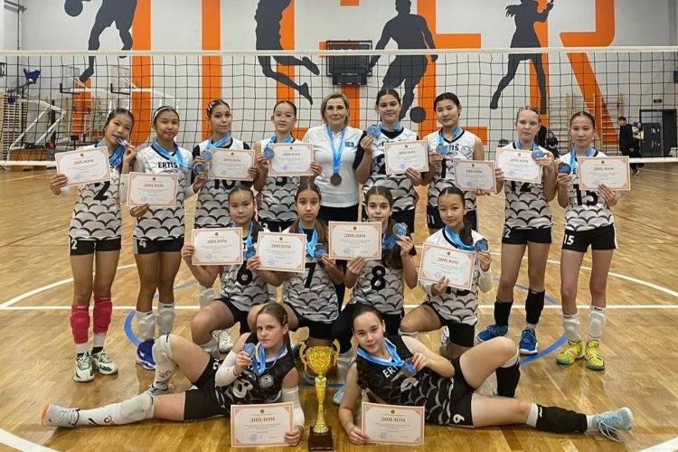 Юные павлодарские волейболистки удачно выступили в Жезказгане