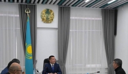 Аким области Асаин Байханов ответил на вопросы граждан