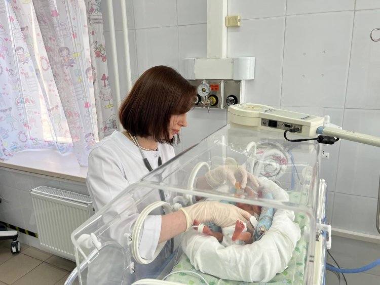 В Павлодаре спасли больше малышей с экстремально низким весом, чем в прошлом году