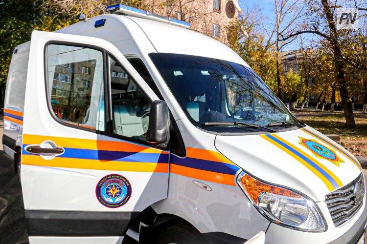 В Павлодаре спасатели помогли пожилой женщине