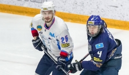Павлодарец забросил гол недели на чемпионате по хоккею (ВИДЕО)