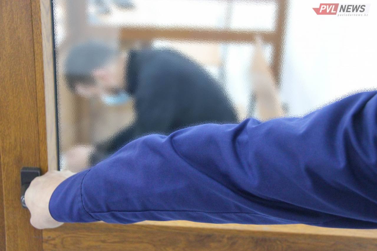 Едва не зарубивший дачника топором павлодарец остался на свободе