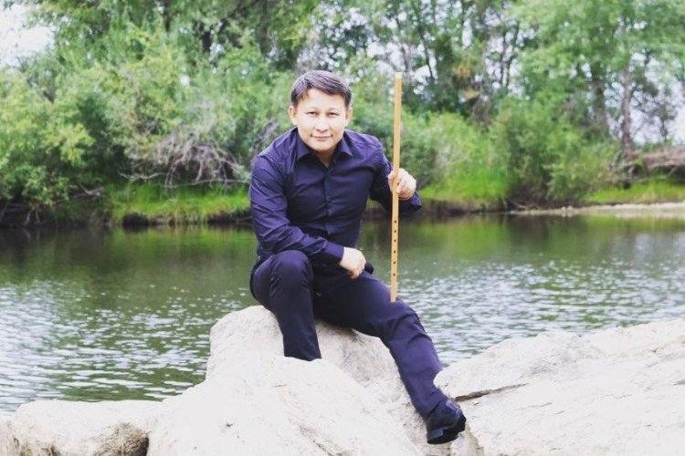 Артист из Павлодара вошёл в тройку лучших на конкурсе в России