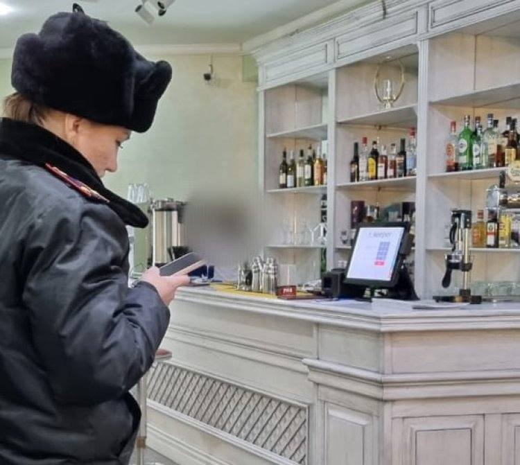 Несовершеннолетние павлодарцы были без родителей в ночных заведениях