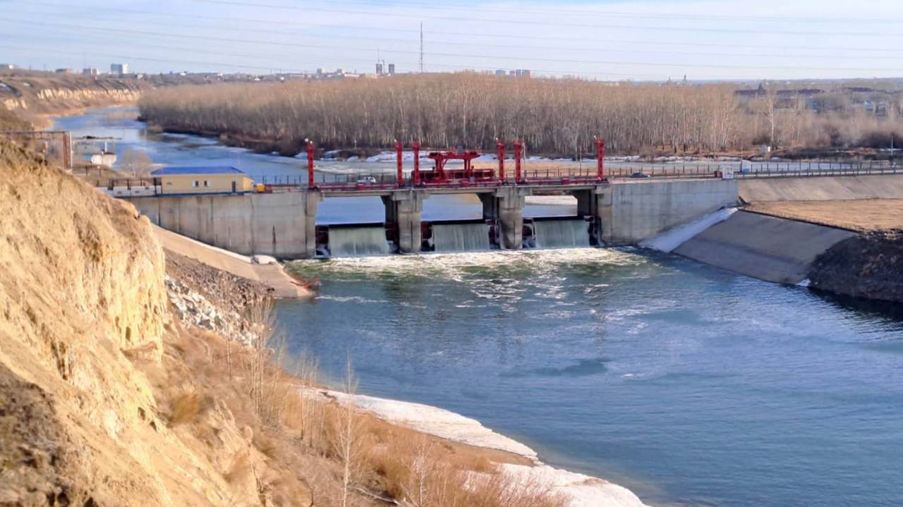 строй плотину пока нет воды