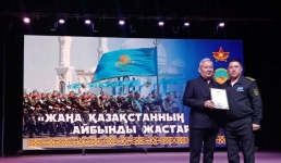 Песнями и выставкой оружия павлодарцев заинтересовали службой в армии