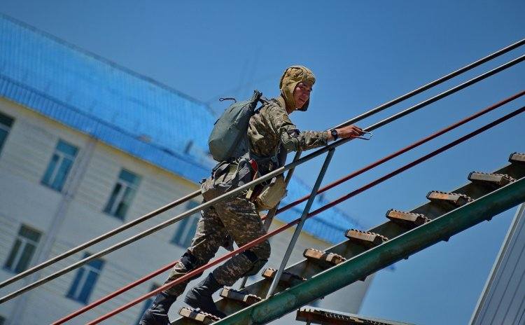 Патриотом нельзя стать по приказу: как служат павлодарцы