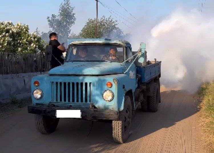 «Горячим туманом» обработали садоводства Павлодара