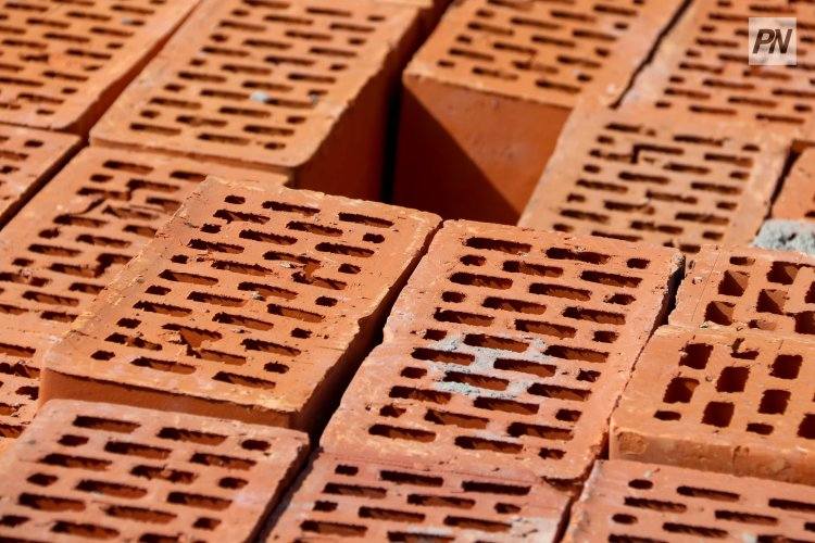 В четырёх школах Павлодарской области отстали от графика ремонта