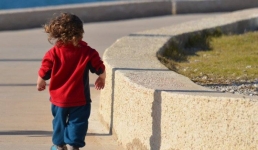 Одинокого маленького ребёнка нашли в Павлодаре