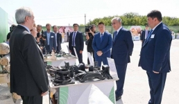 Президенту РК показали производимые в Павлодаре товары