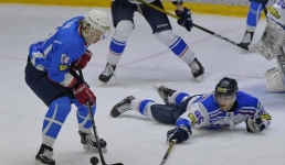 Павлодарцы испытают усть-каменогорцев на льду