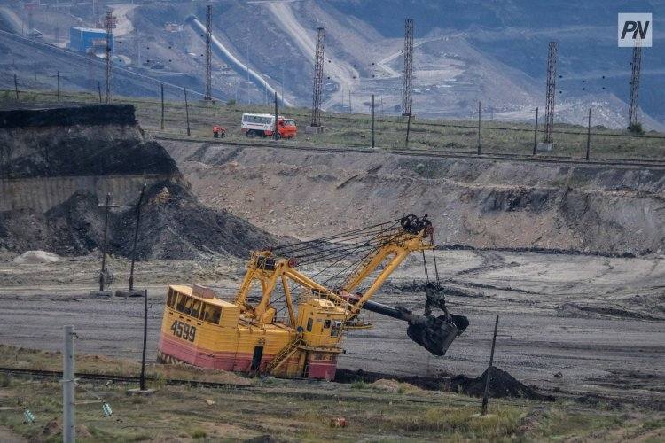 Страховщики приблизились к горнякам по доходу в Павлодарской области