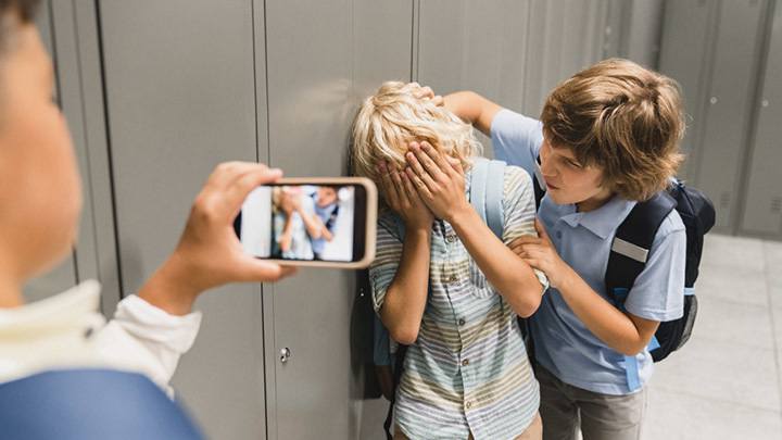 Средства от травли учеников применят в школах Павлодарской области